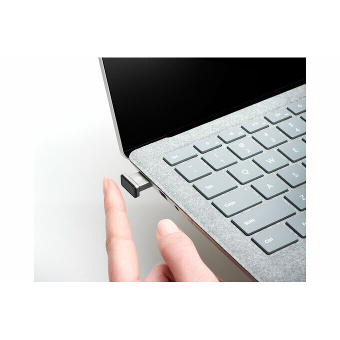 Llave De Huella Dactilar Kensington Verimark Pro Tap And Go Compatible Con Windows Hello K64704Ww